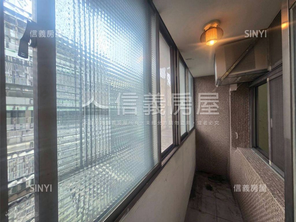 金華街方正頂加房屋室內格局與周邊環境