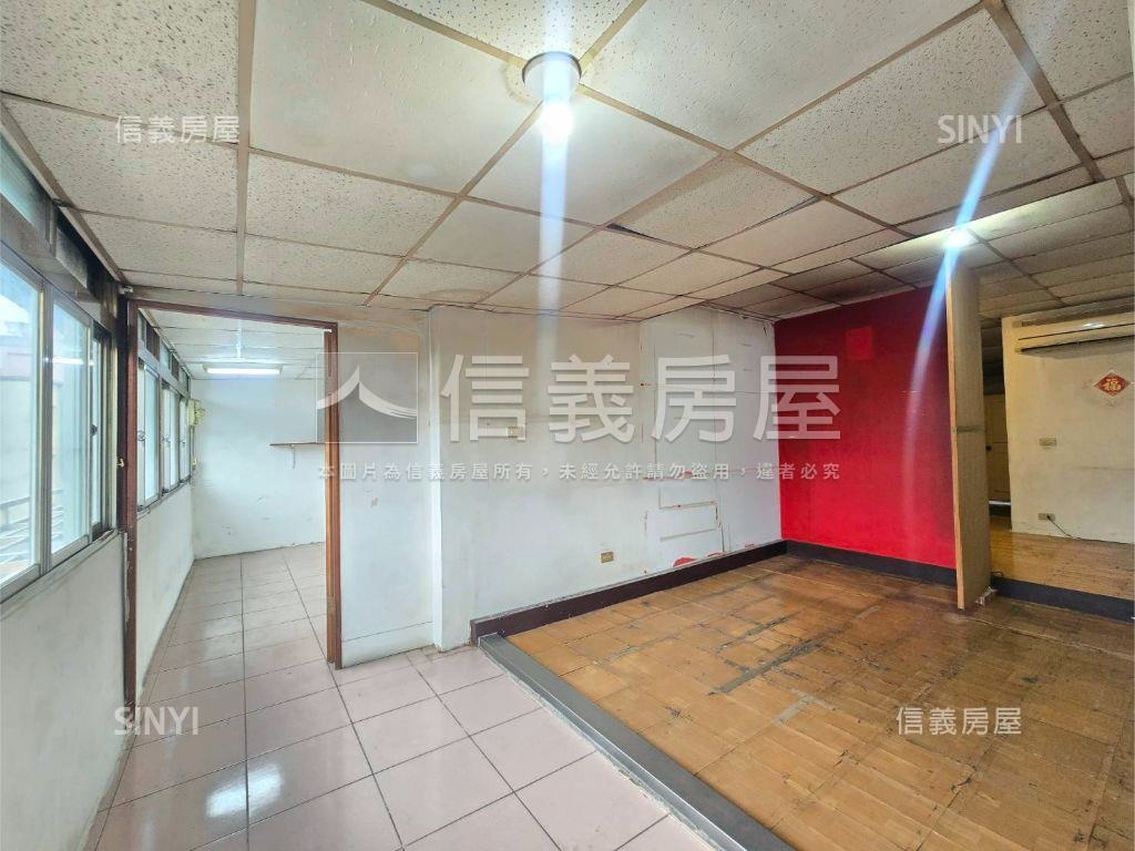 金華街方正頂加房屋室內格局與周邊環境