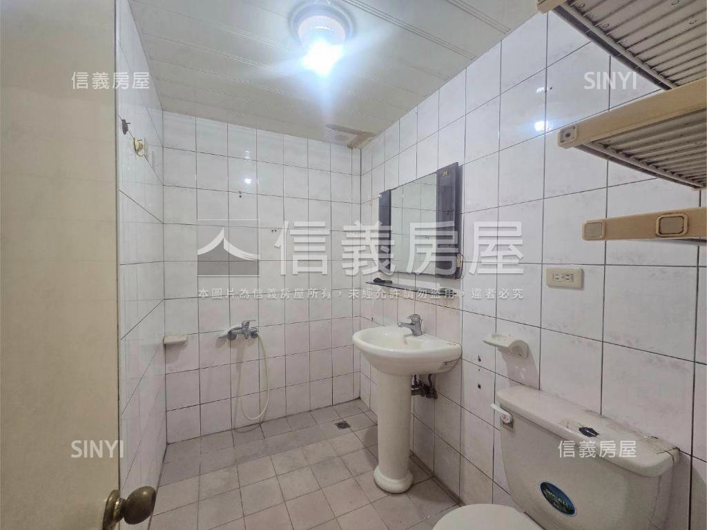 金華街方正頂加房屋室內格局與周邊環境