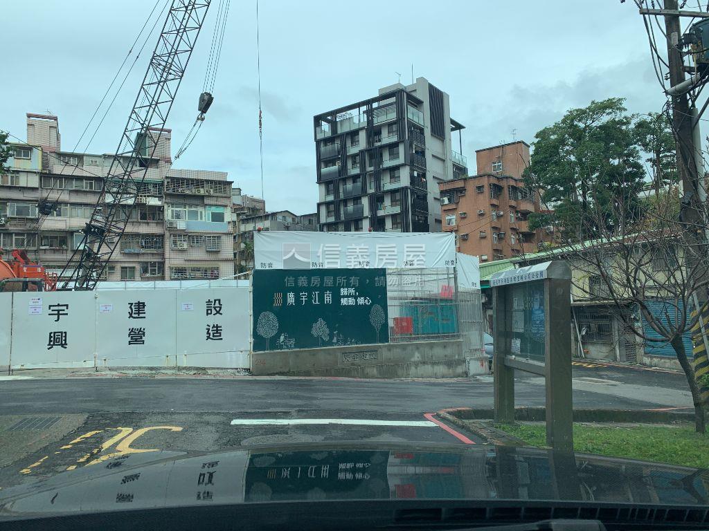廣宇江南尊爵次高樓層釋出房屋室內格局與周邊環境