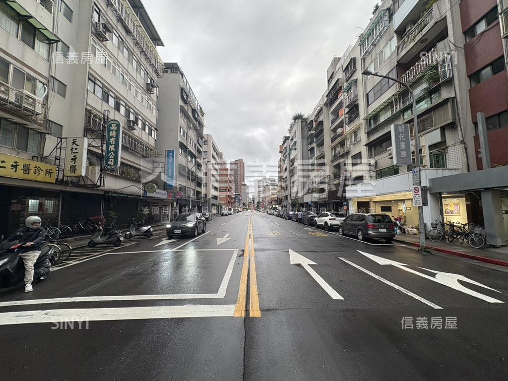 大安樂利邊間華廈房屋室內格局與周邊環境