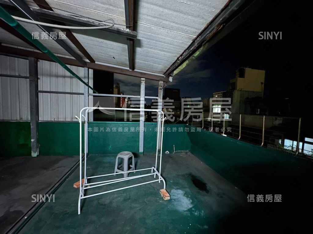 南京東路公寓頂加大空間房屋室內格局與周邊環境