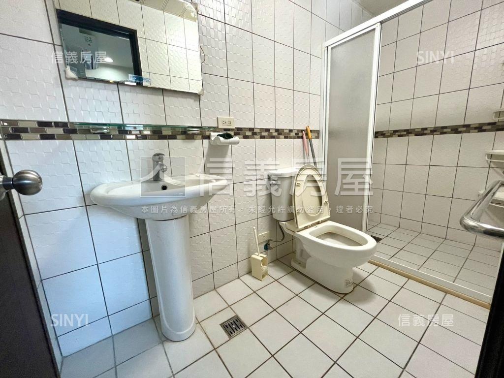 淡江有約景觀三房車位房屋室內格局與周邊環境