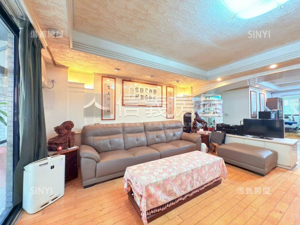 內湖捷運面碧湖絕景４房房屋室內格局與周邊環境