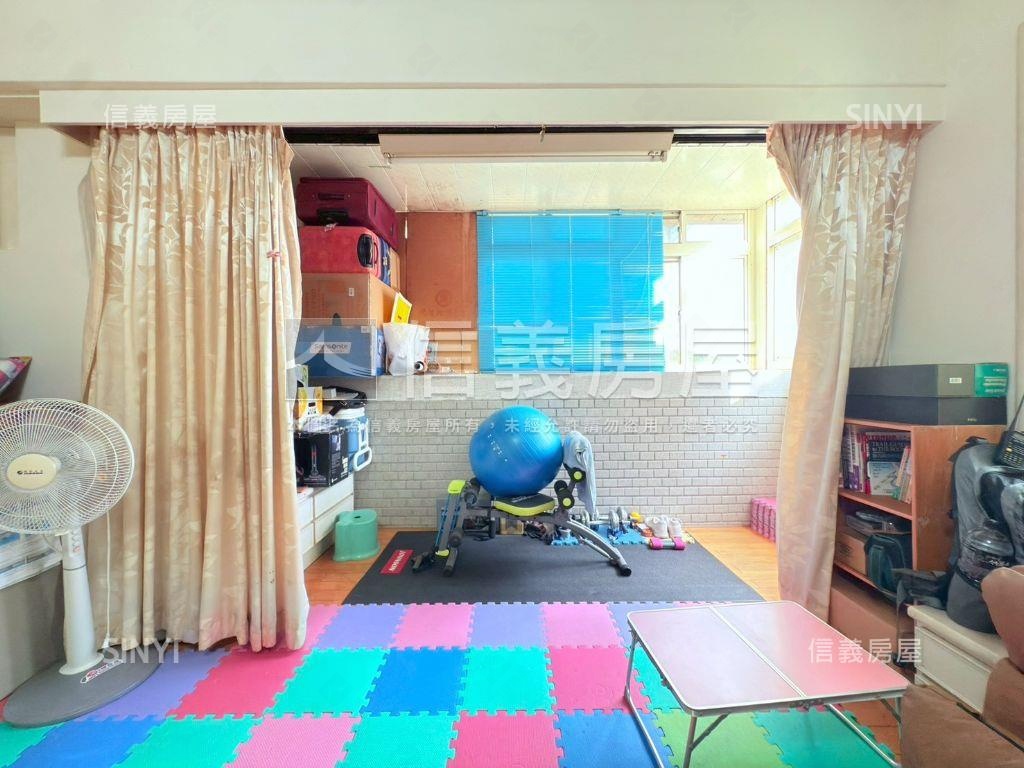 內湖捷運面碧湖絕景４房房屋室內格局與周邊環境