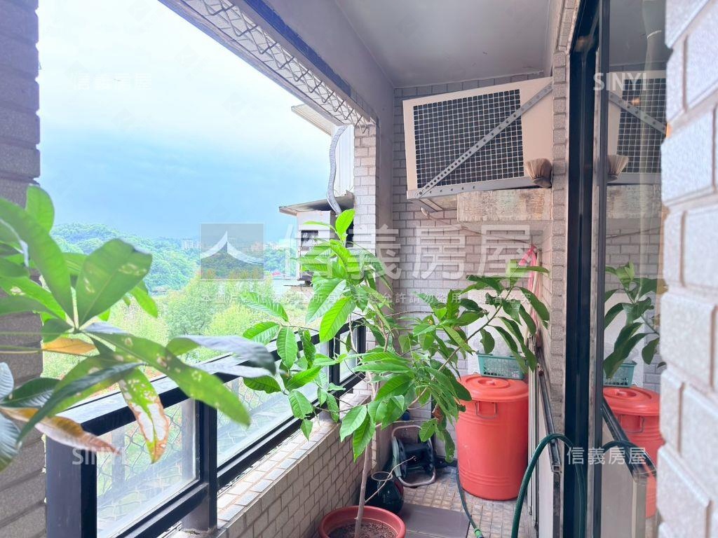 內湖捷運面碧湖絕景４房房屋室內格局與周邊環境