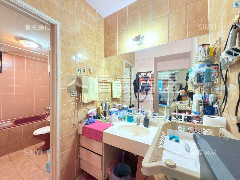 內湖捷運面碧湖絕景４房房屋室內格局與周邊環境