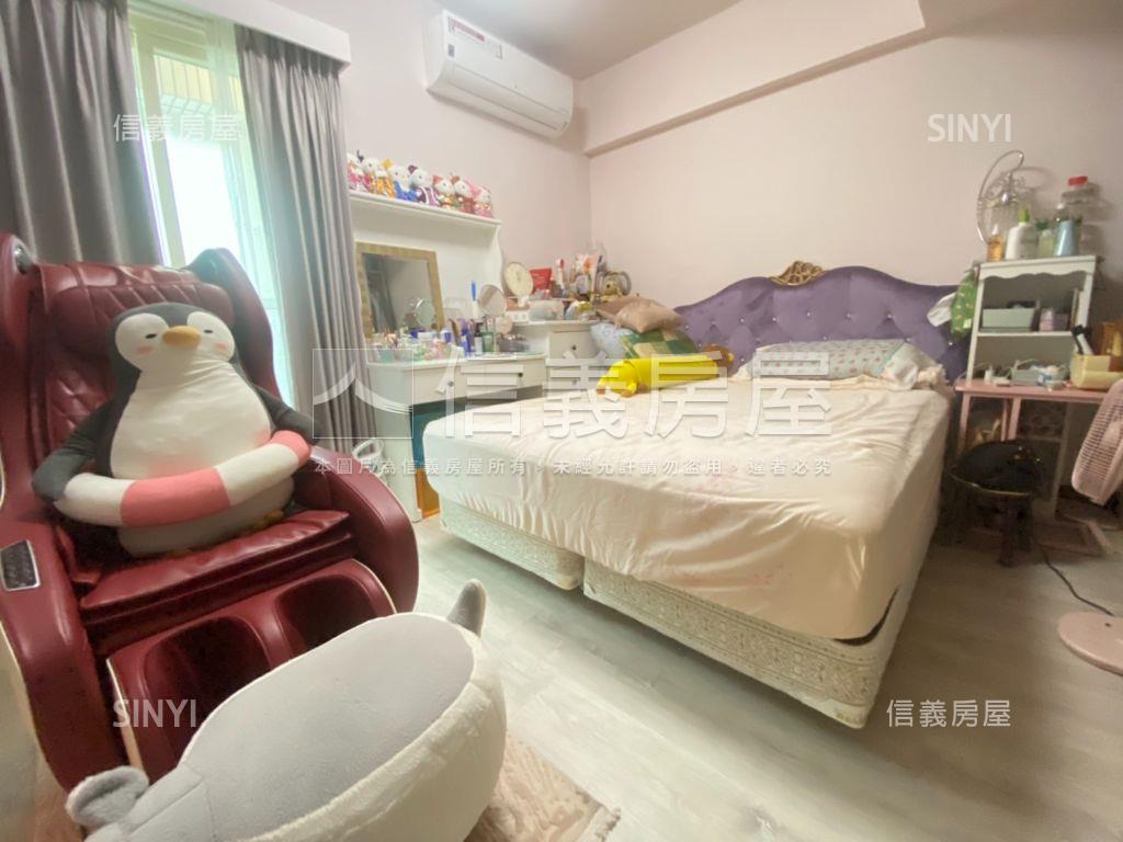溫馨電梯精美三房車位房屋室內格局與周邊環境