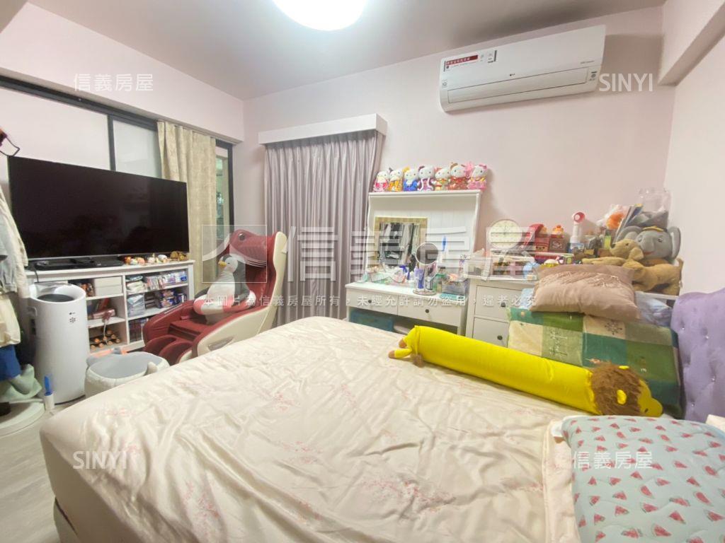 溫馨電梯精美三房車位房屋室內格局與周邊環境