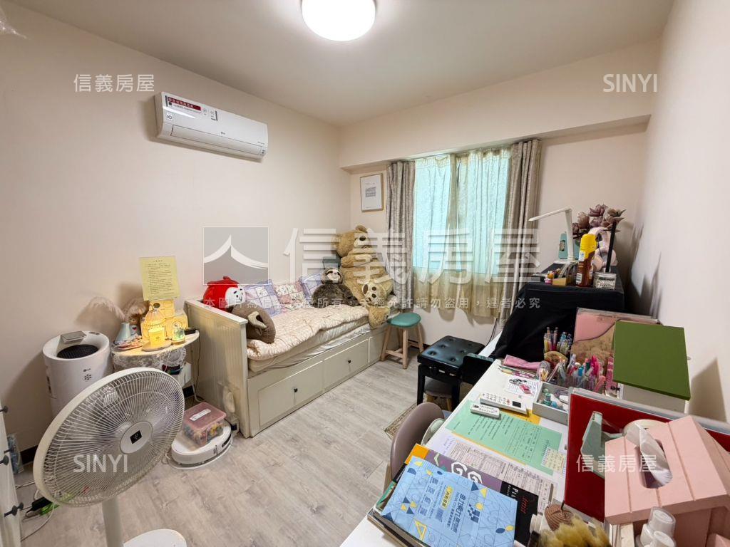 溫馨電梯精美三房車位房屋室內格局與周邊環境