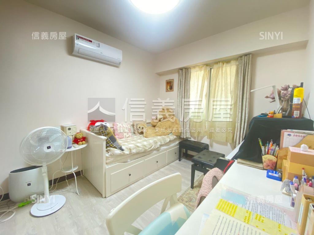 溫馨電梯精美三房車位房屋室內格局與周邊環境