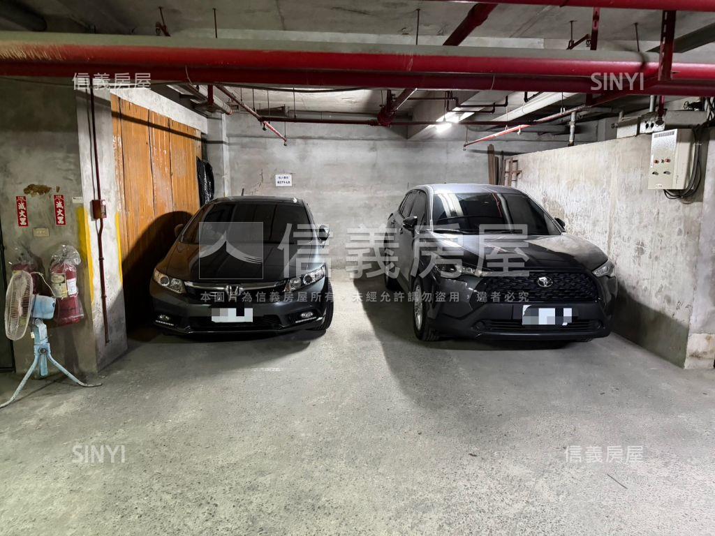 溫馨電梯精美三房車位房屋室內格局與周邊環境