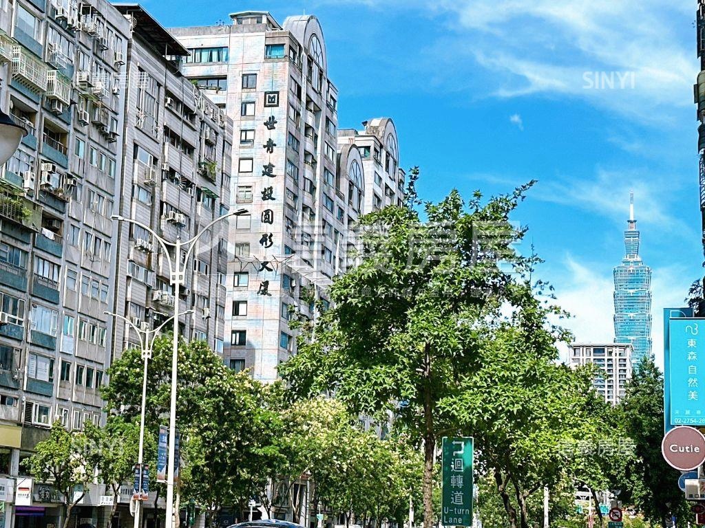 世青二樓邊間辦公室房屋室內格局與周邊環境