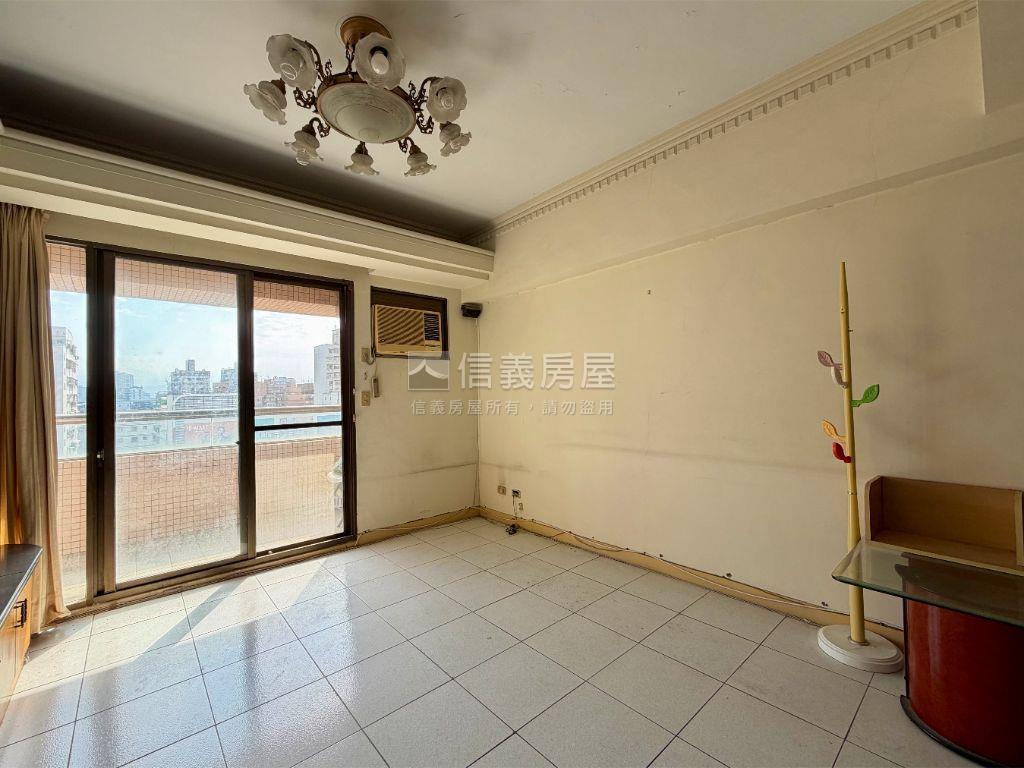城品成家景觀四房房屋室內格局與周邊環境