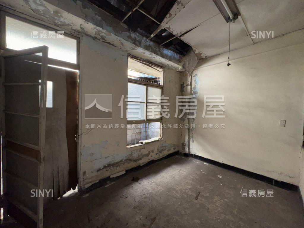 低於行情水湳透天房屋室內格局與周邊環境