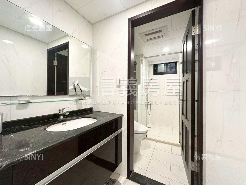 專任東湖麗園三房坡平車位房屋室內格局與周邊環境