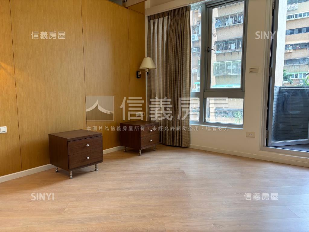 世界敦南前棟邊間極品美屋房屋室內格局與周邊環境