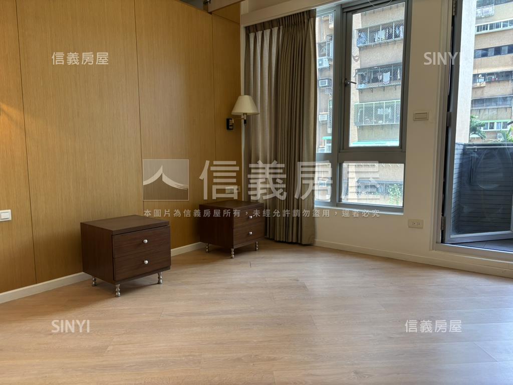 世界敦南前棟邊間極品美屋房屋室內格局與周邊環境