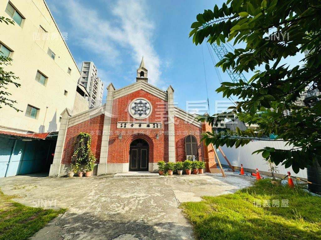 專．中正１號院Ａ１８戶型房屋室內格局與周邊環境