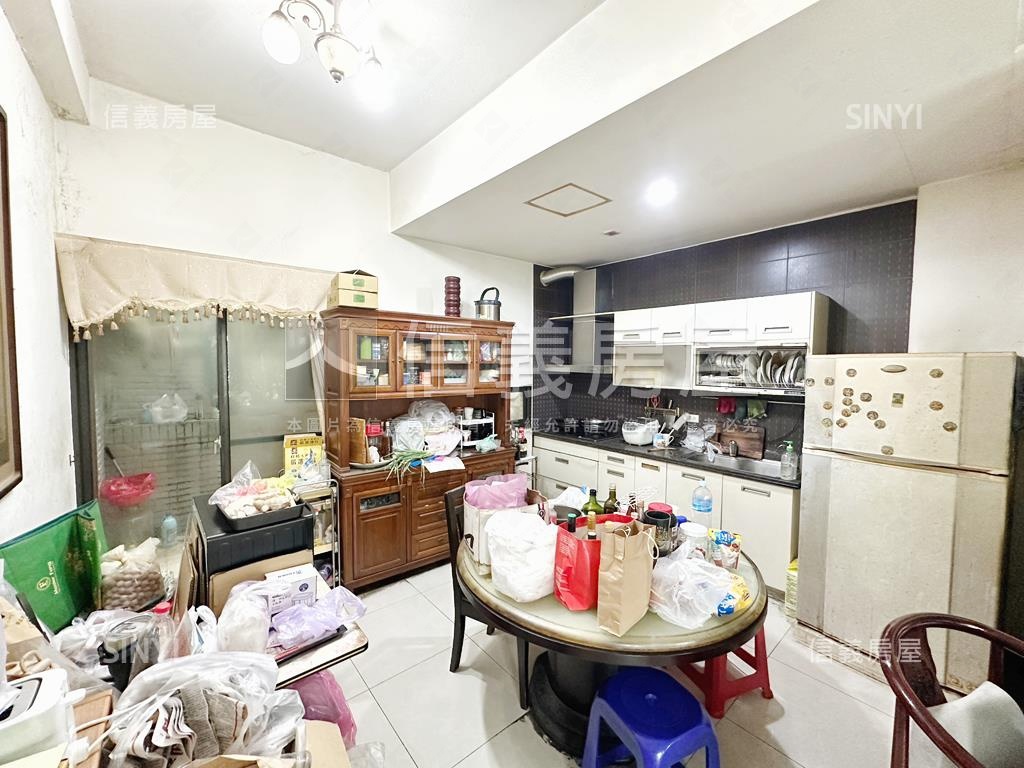 近陽明建工商圈車墅透天房屋室內格局與周邊環境