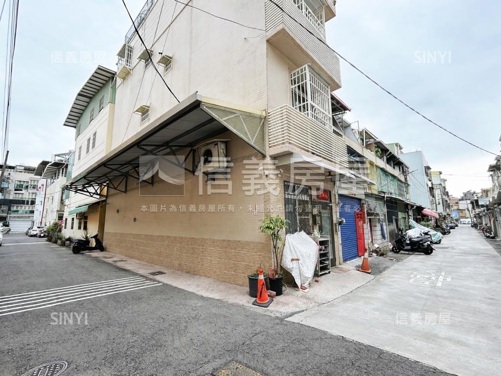 近鳳山國中活巷透天房屋室內格局與周邊環境