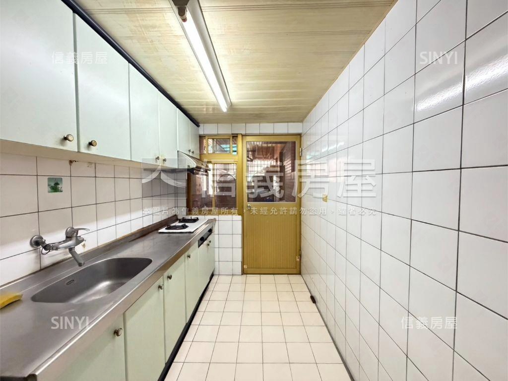 專任～稀有空三採光好三房房屋室內格局與周邊環境