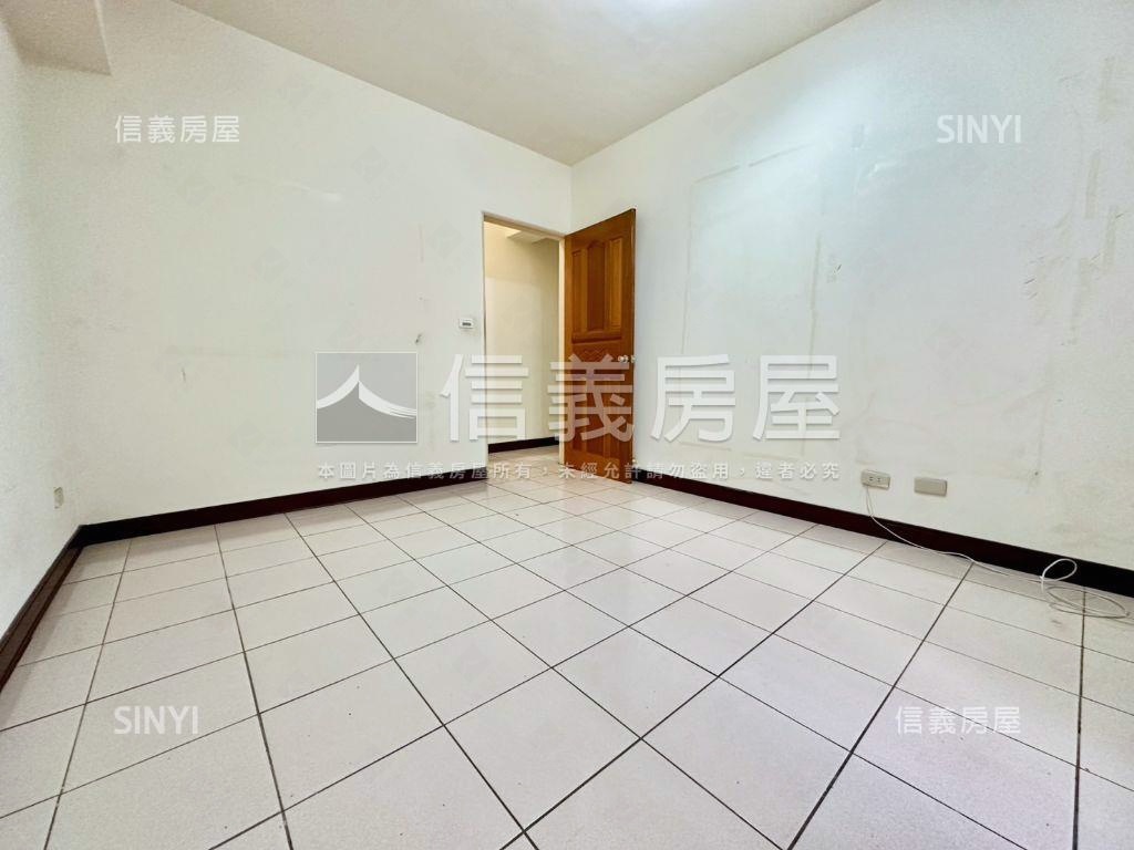 新案！西屯三房車位房屋室內格局與周邊環境
