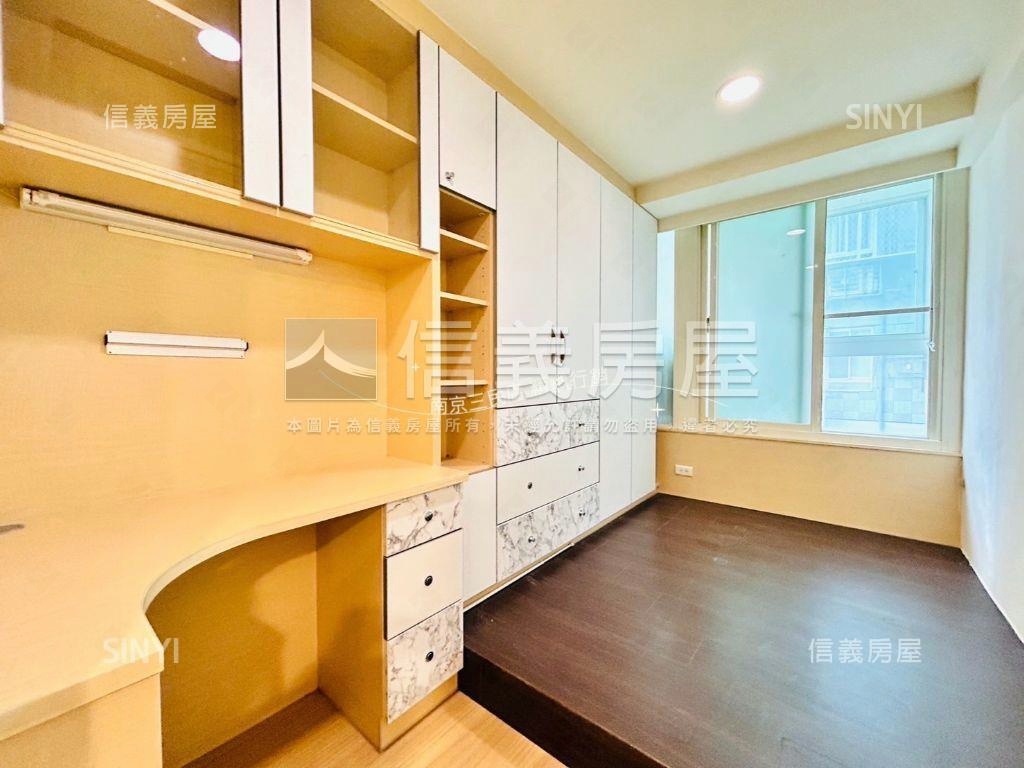 市中心寓所稀有四房釋出房屋室內格局與周邊環境