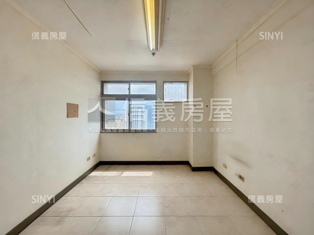 自立Ｃ區次高樓視野開闊房屋室內格局與周邊環境