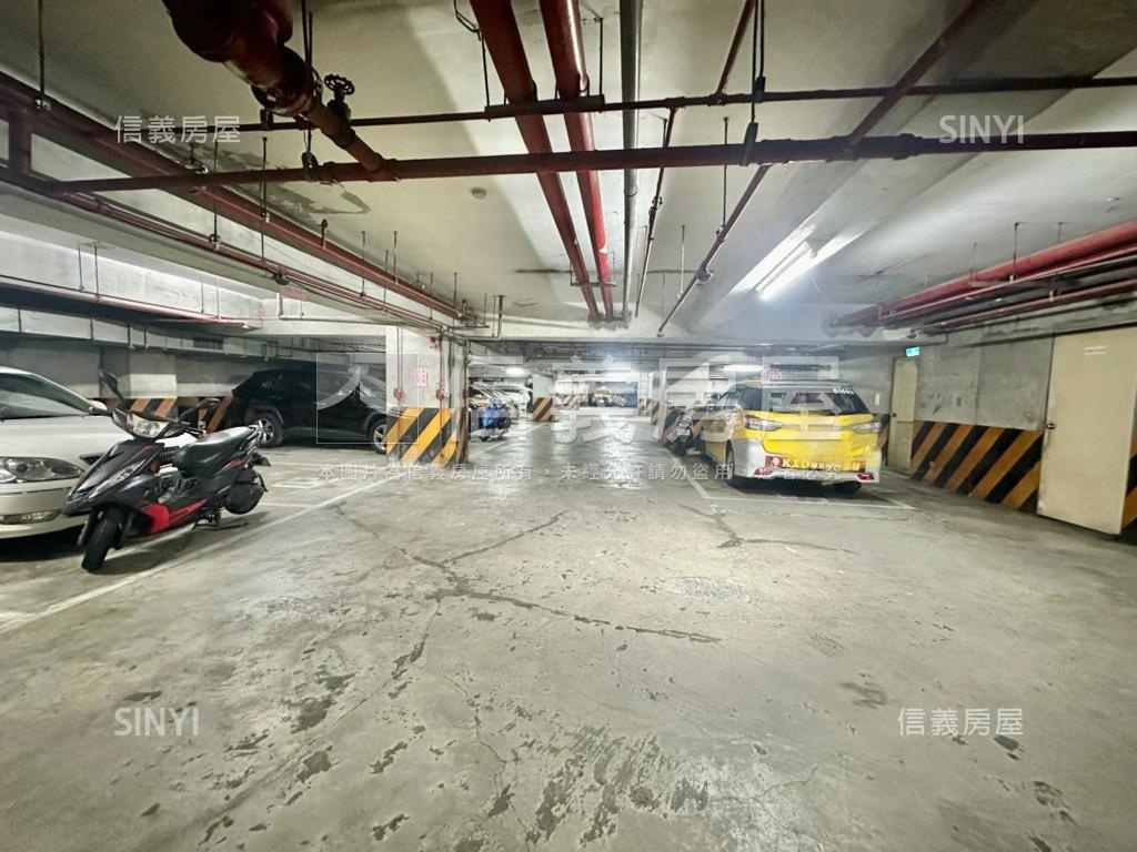 海牙坡平車位稀有釋出房屋室內格局與周邊環境
