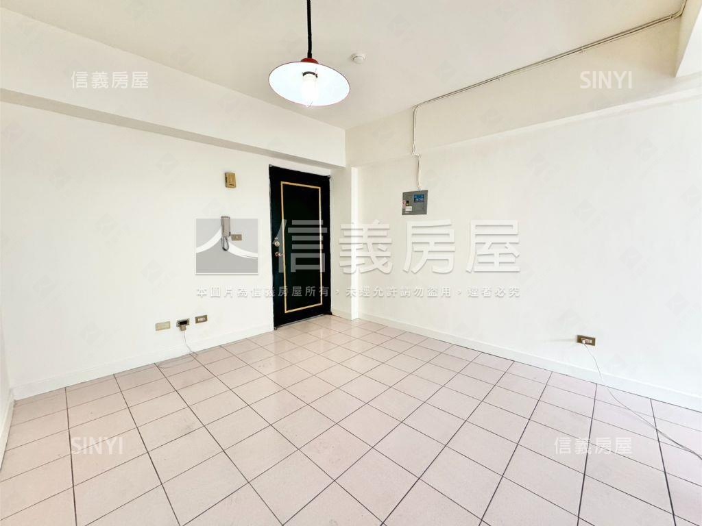 近麥當勞溫馨三房房屋室內格局與周邊環境