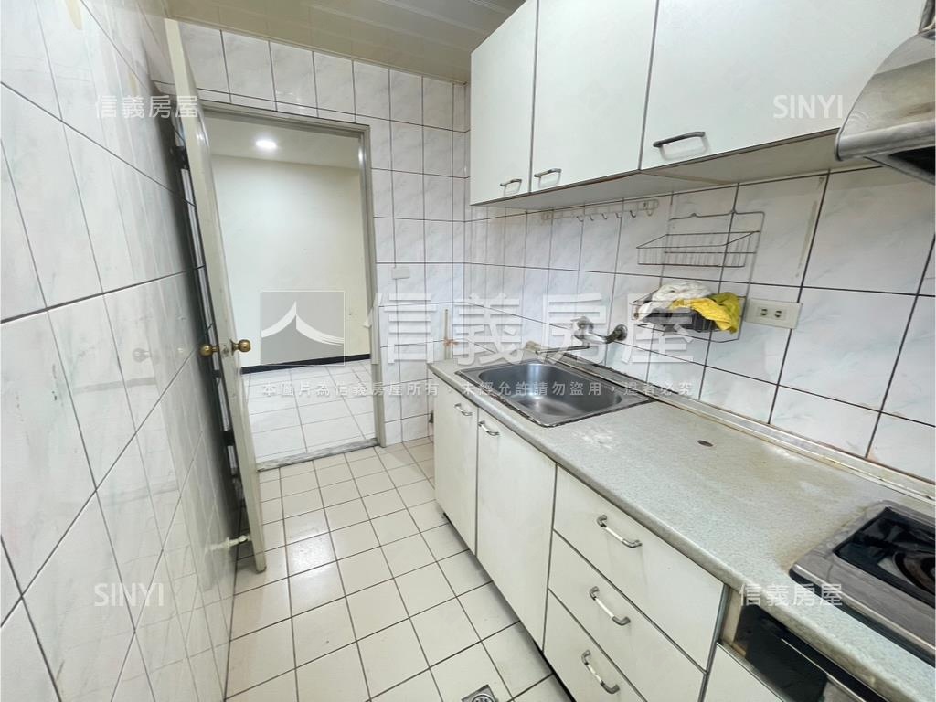 台北橋成家三房車位房屋室內格局與周邊環境