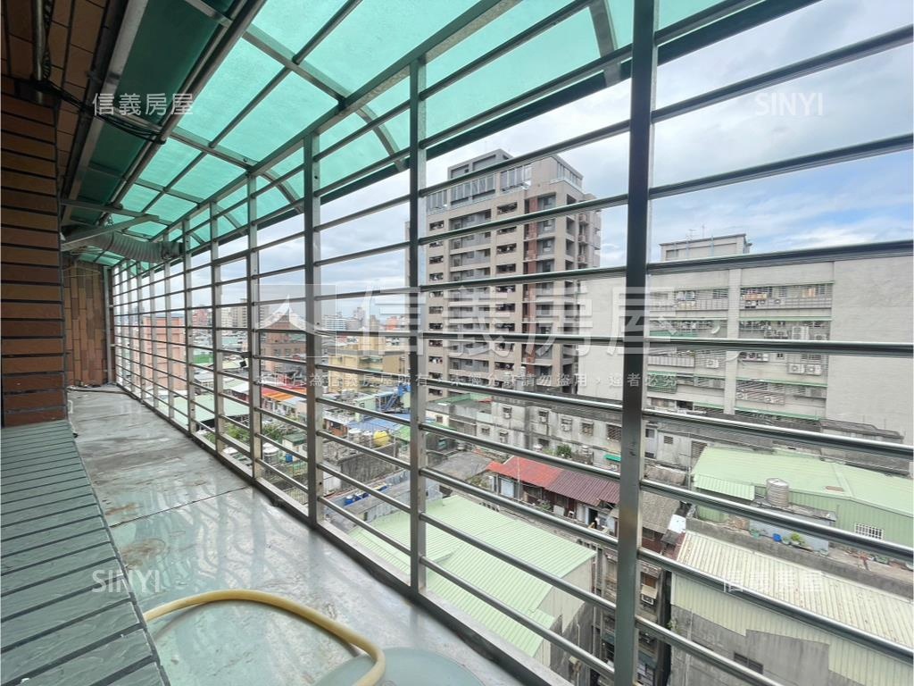 台北橋成家三房車位房屋室內格局與周邊環境