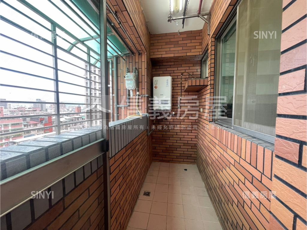 台北橋成家三房車位房屋室內格局與周邊環境