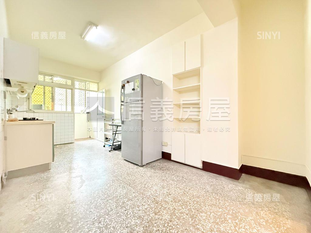 近文心森林公園大三房房屋室內格局與周邊環境