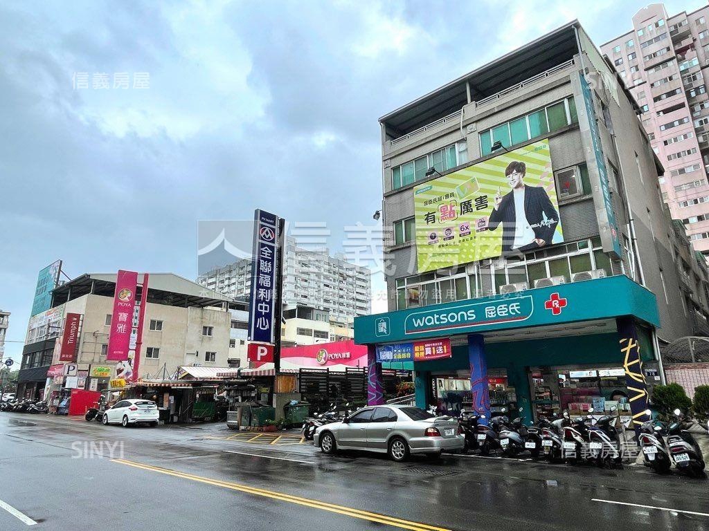 工學商圈三房車位讚房屋室內格局與周邊環境
