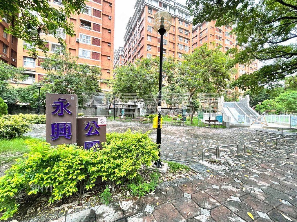 工學商圈三房車位讚房屋室內格局與周邊環境