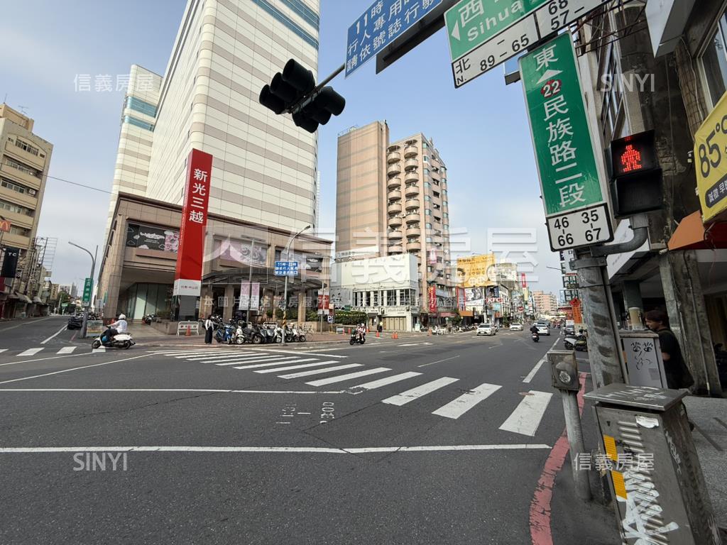 民權路大坪面寬金店面房屋室內格局與周邊環境