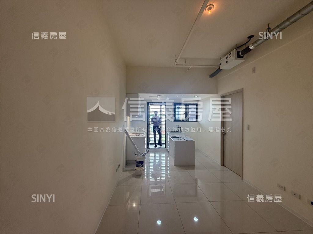七期市政１號院兩房平車房屋室內格局與周邊環境