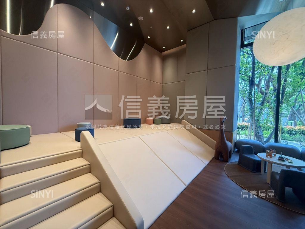 七期市政１號院兩房平車房屋室內格局與周邊環境