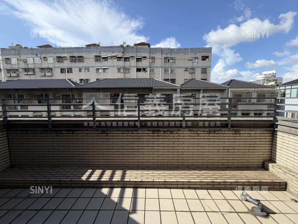 近秀傳雅緻美墅房屋室內格局與周邊環境