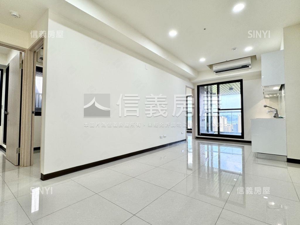 頂峰豪景三房平車房屋室內格局與周邊環境