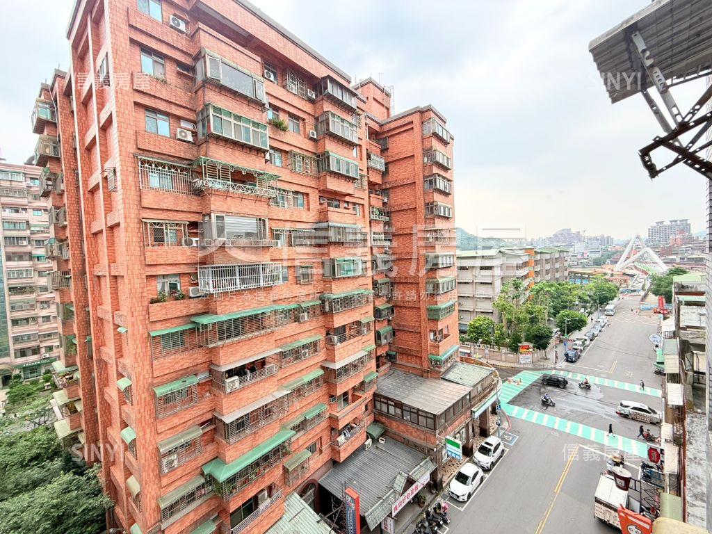 三峽精華地段＊成家三房房屋室內格局與周邊環境