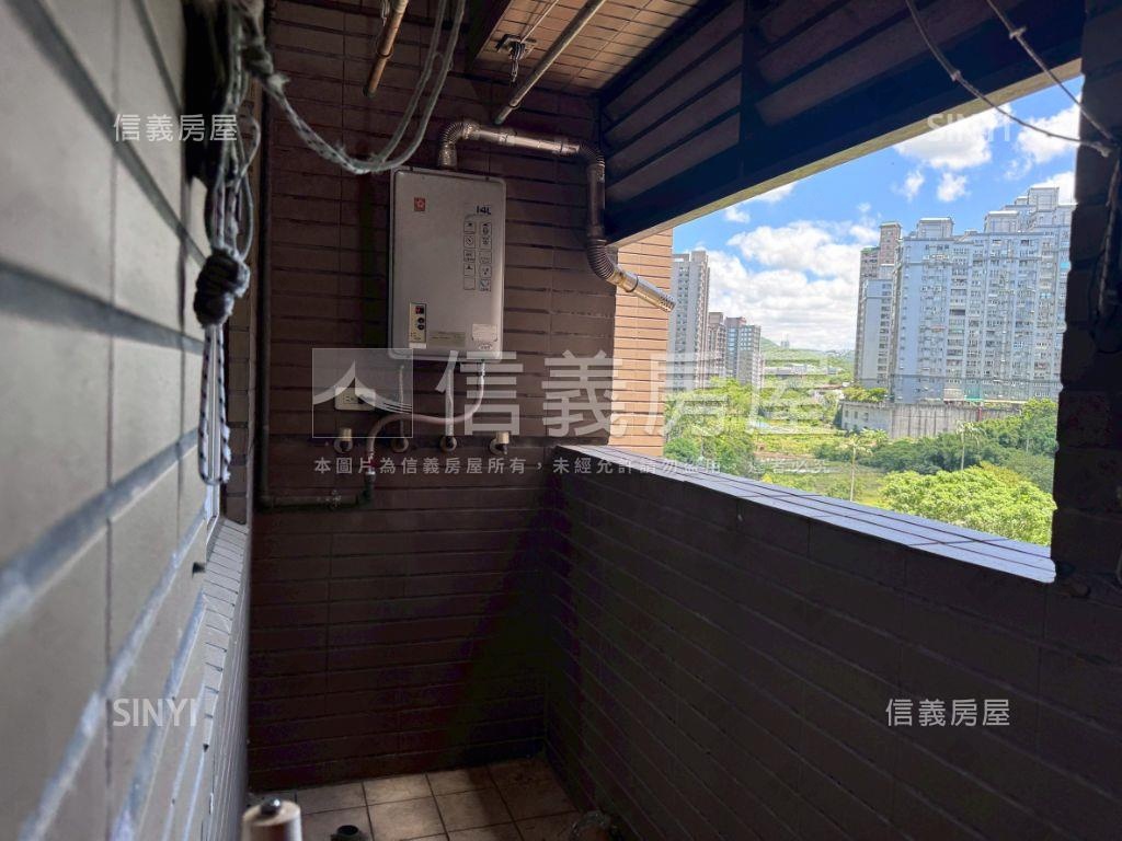 普羅旺斯三房車位起家厝房屋室內格局與周邊環境