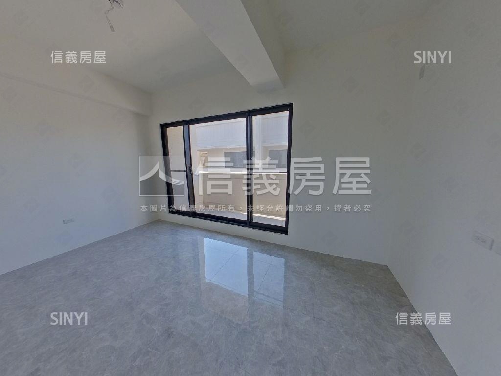 伸港公所旁全新邊間別墅房屋室內格局與周邊環境