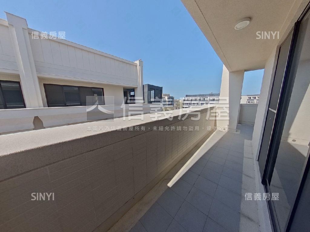 伸港公所旁全新邊間別墅房屋室內格局與周邊環境