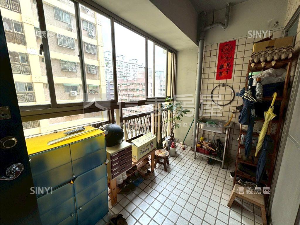 綠園邸四房衛浴開窗雙車位房屋室內格局與周邊環境