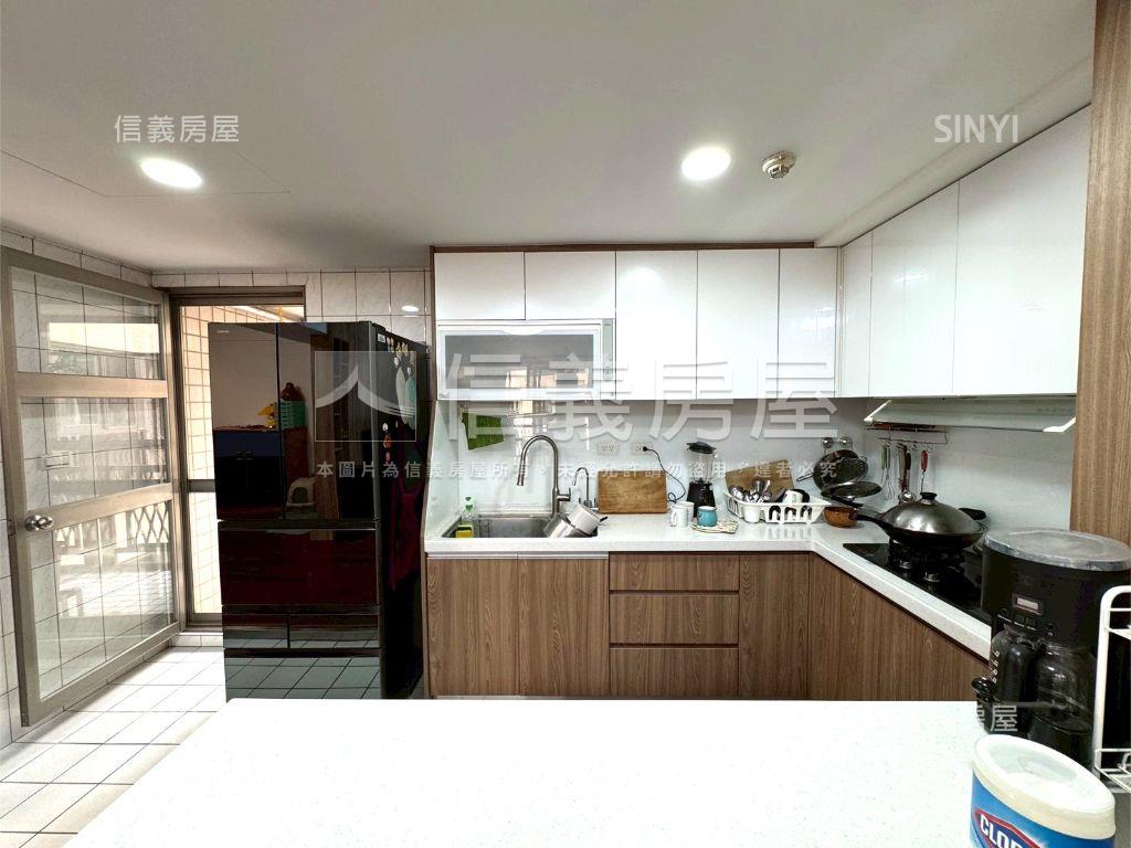 綠園邸四房衛浴開窗雙車位房屋室內格局與周邊環境