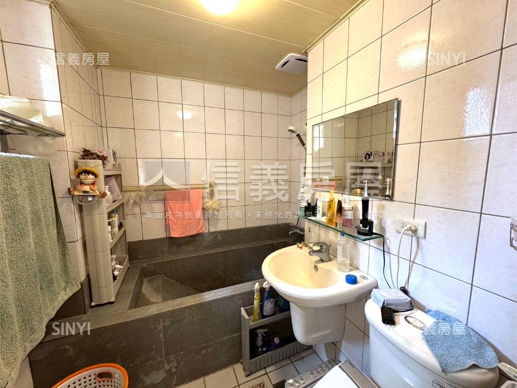 綠園邸四房衛浴開窗雙車位房屋室內格局與周邊環境