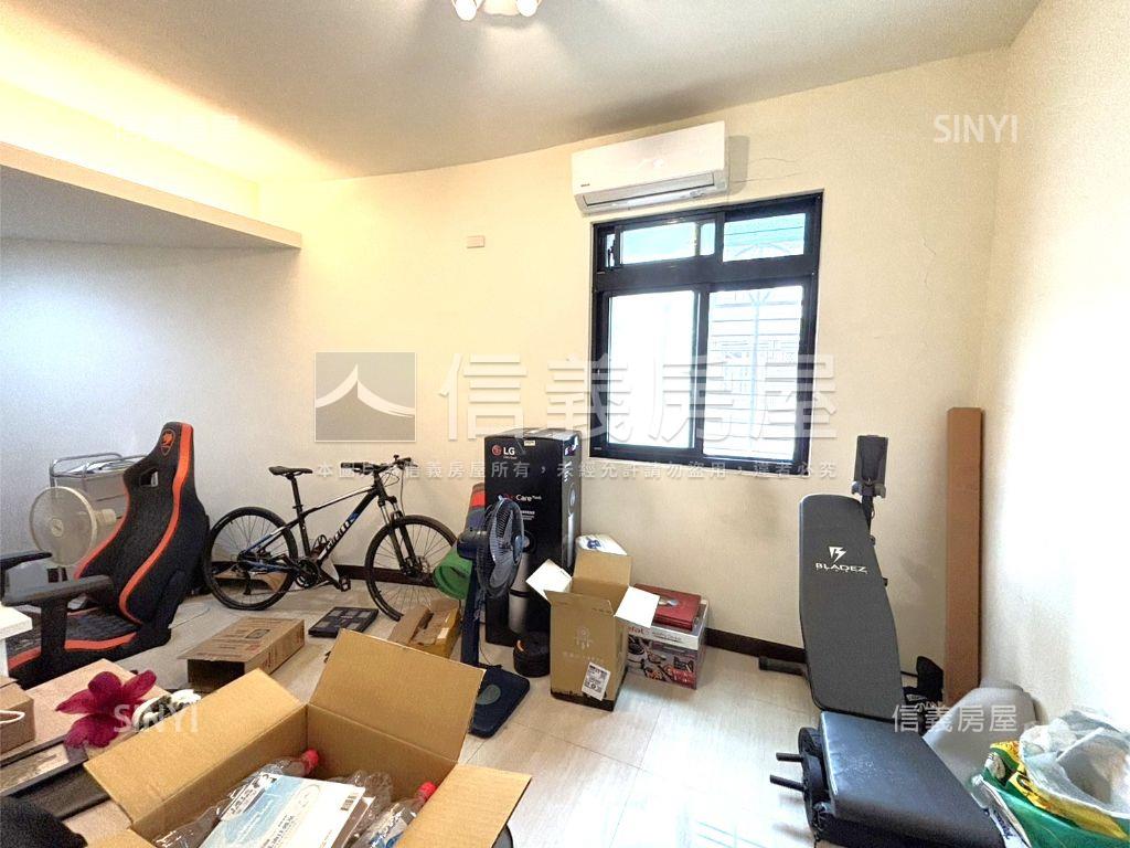 江翠邊間四房美寓房屋室內格局與周邊環境